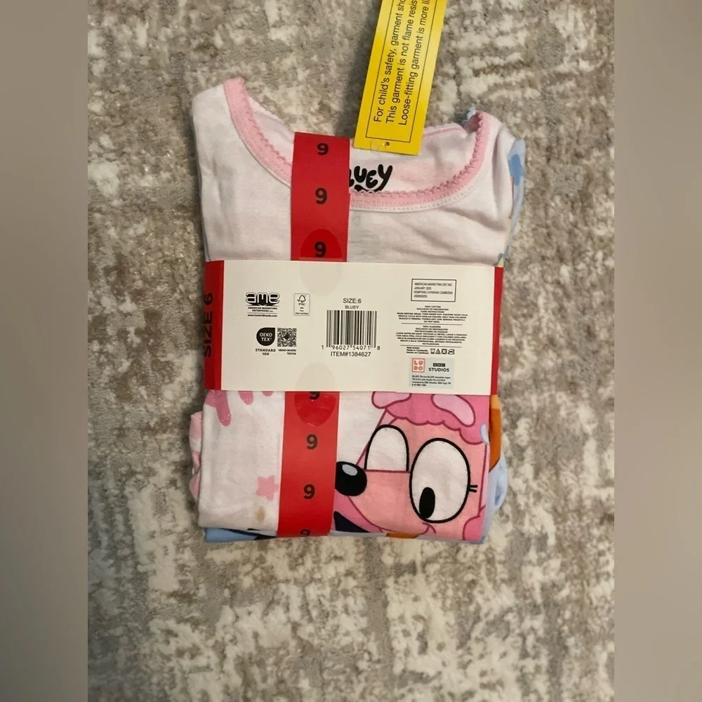 Bluey Kids 4 piece Cute Pink and White, Blue Character Pajama Set size 6-NWT